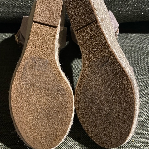 J.Crew Factory Size 6 Espadrille - Picture 4 of 7
